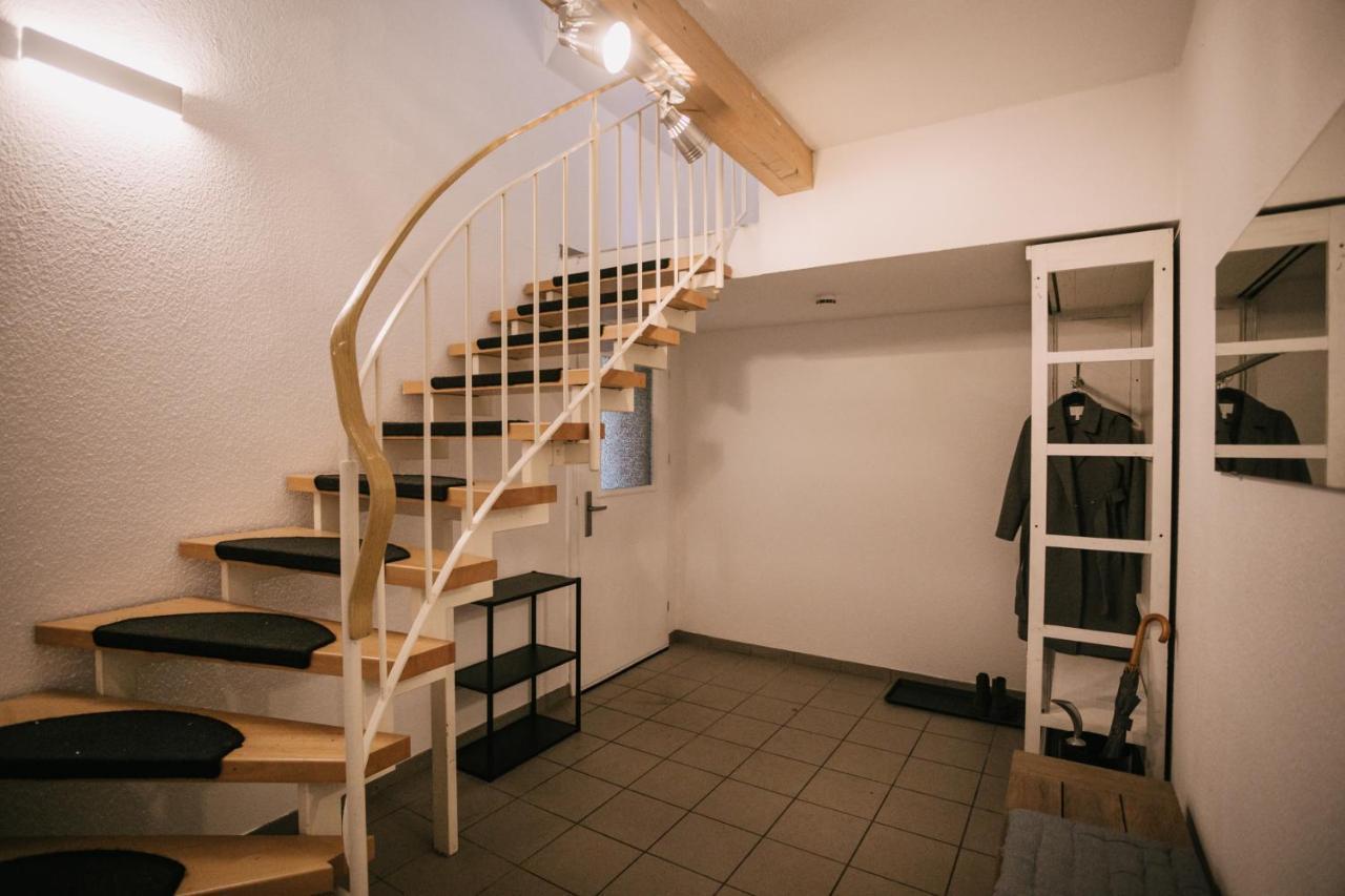 Eigenes Maisonettehaus In Idyllischer Lage Mit Balkon, Nahe Messe, 24H Self-Check In, Gratis Parken Schwabach Exterior photo