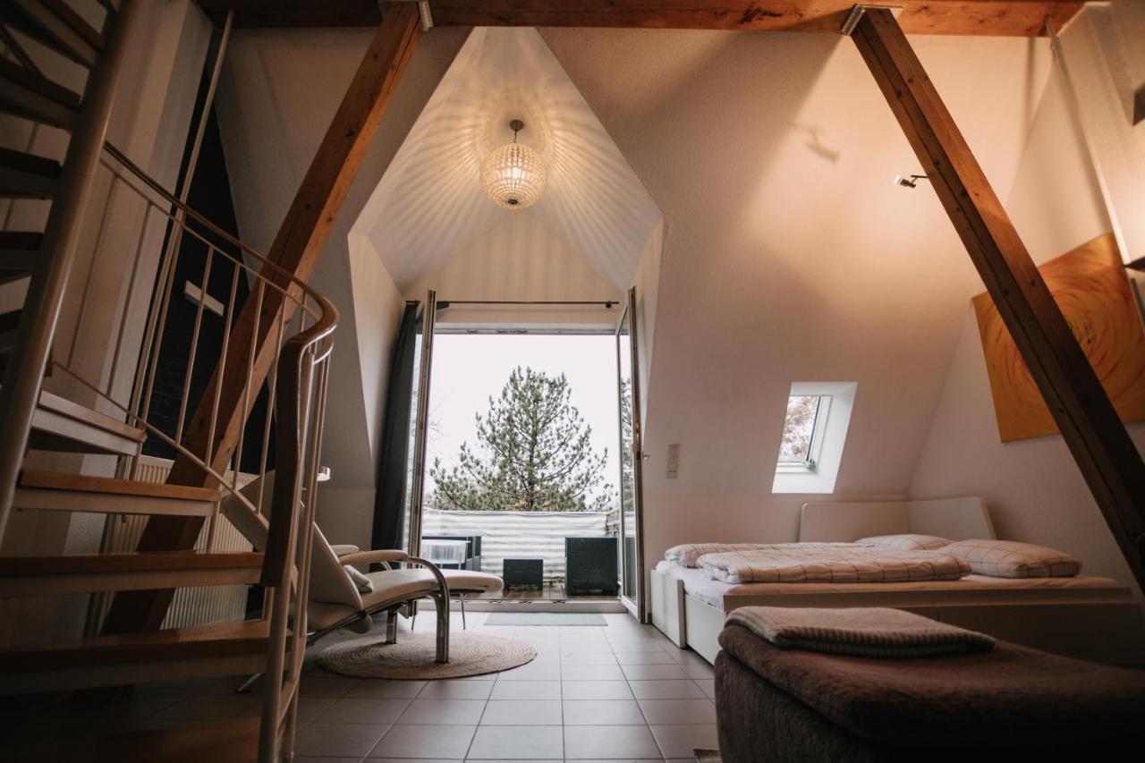 Eigenes Maisonettehaus In Idyllischer Lage Mit Balkon, Nahe Messe, 24H Self-Check In, Gratis Parken Schwabach Exterior photo