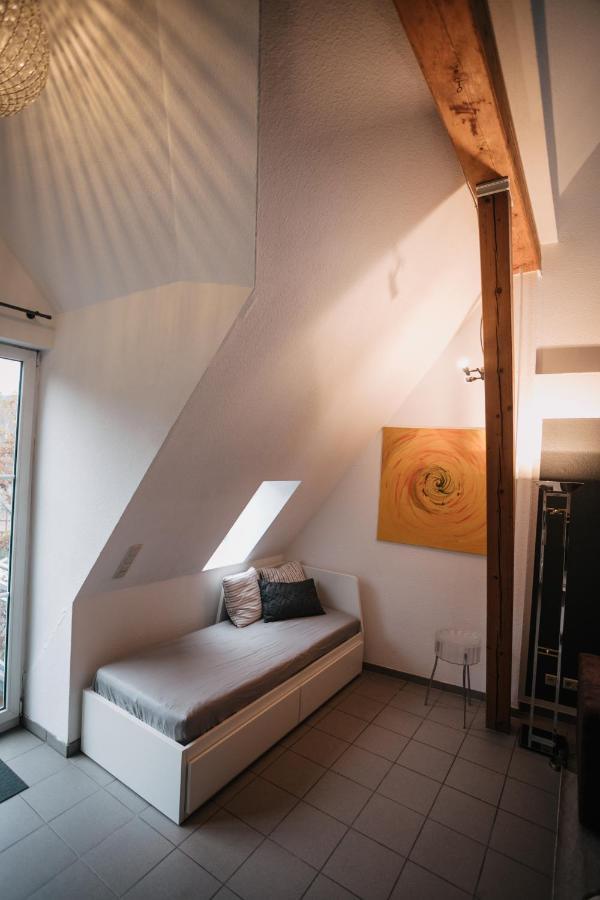 Eigenes Maisonettehaus In Idyllischer Lage Mit Balkon, Nahe Messe, 24H Self-Check In, Gratis Parken Schwabach Exterior photo