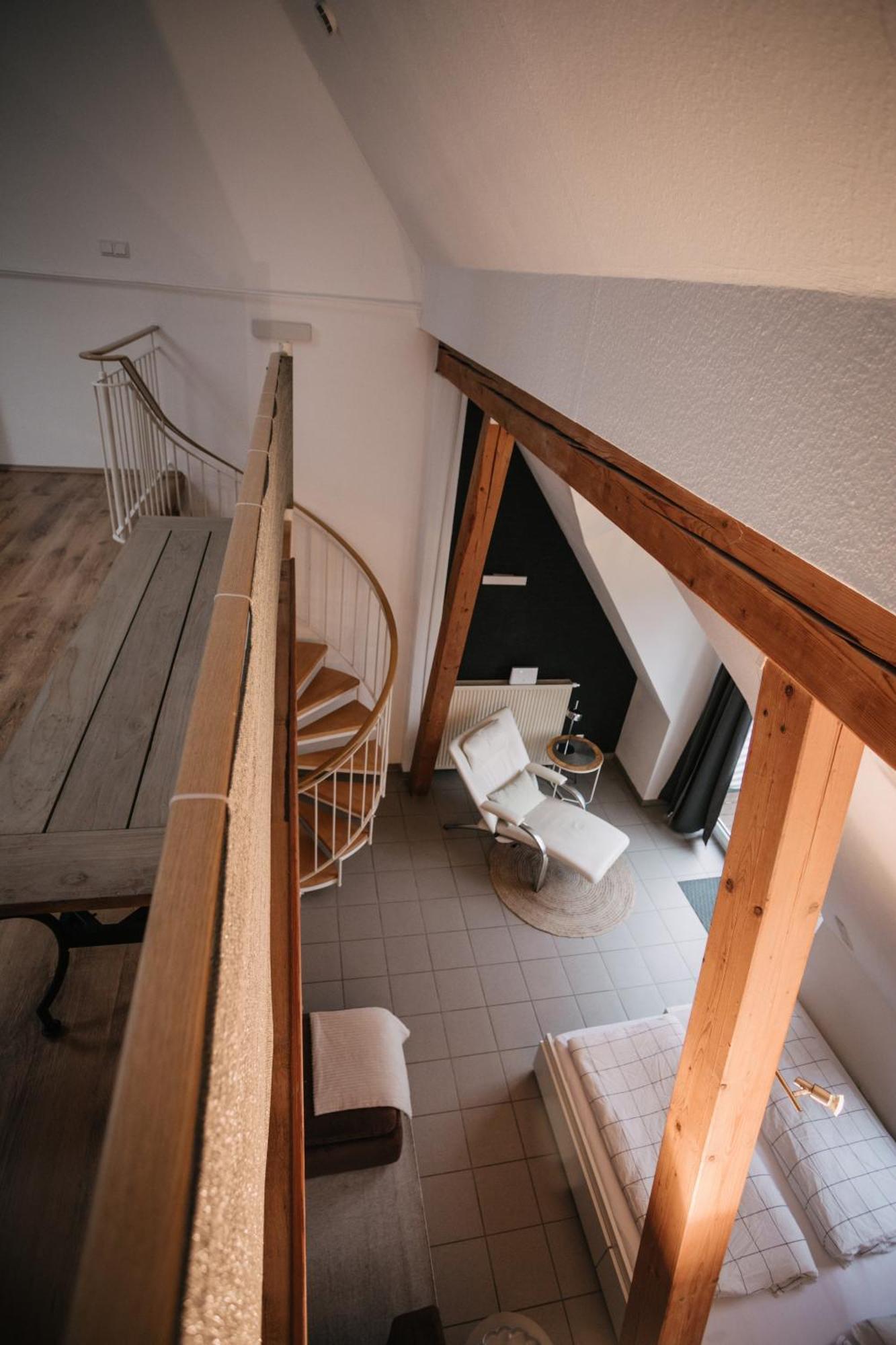 Eigenes Maisonettehaus In Idyllischer Lage Mit Balkon, Nahe Messe, 24H Self-Check In, Gratis Parken Schwabach Exterior photo